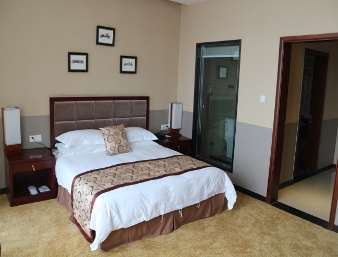 Ramada Minhang Hotel 4*